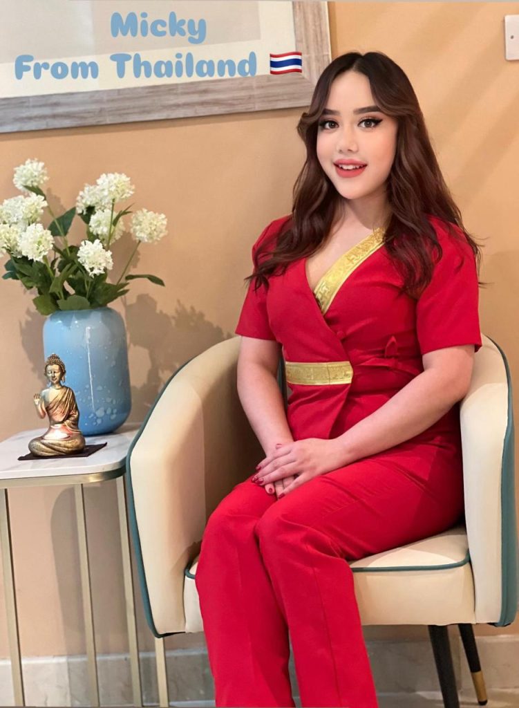 Thai massage expert